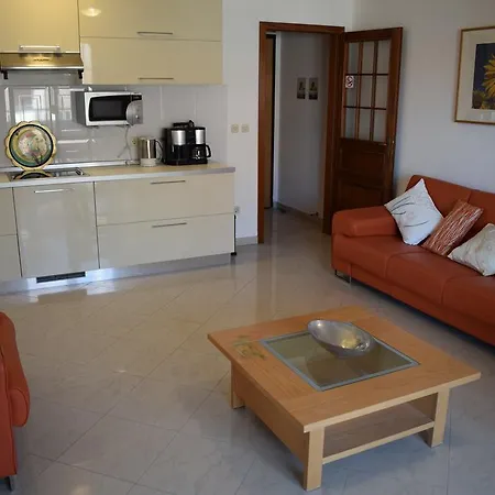 Luciano Apartament